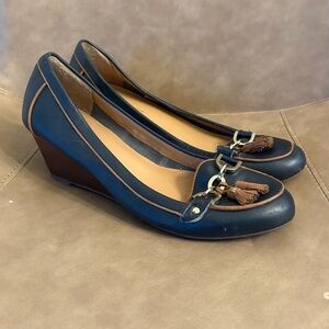 Tommy Hilfiger blue wedge heels shoes size 9.5